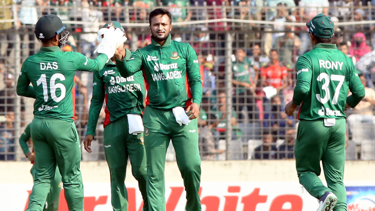 কী হবে আজ, বাংলাওয়াশ নাকি ইংলিশদের সান্ত্বনার জয়!
