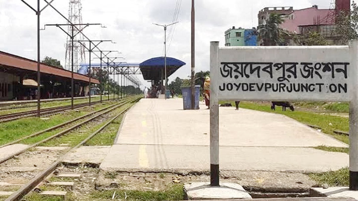 গাজীপুরে ট্রেনে কাটা পড়ে প্রাণ গেল দুইজনের