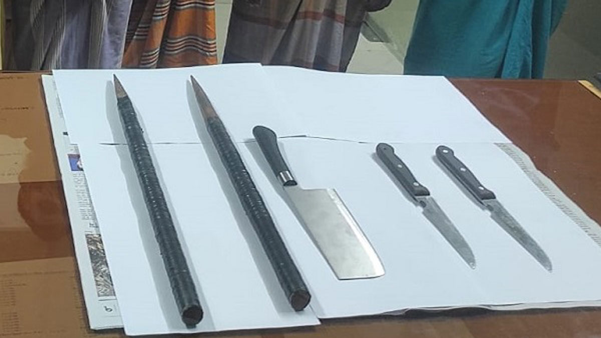 রমনায় ডাকাতির প্রস্তুতিকালে গ্রেপ্তার ৬
