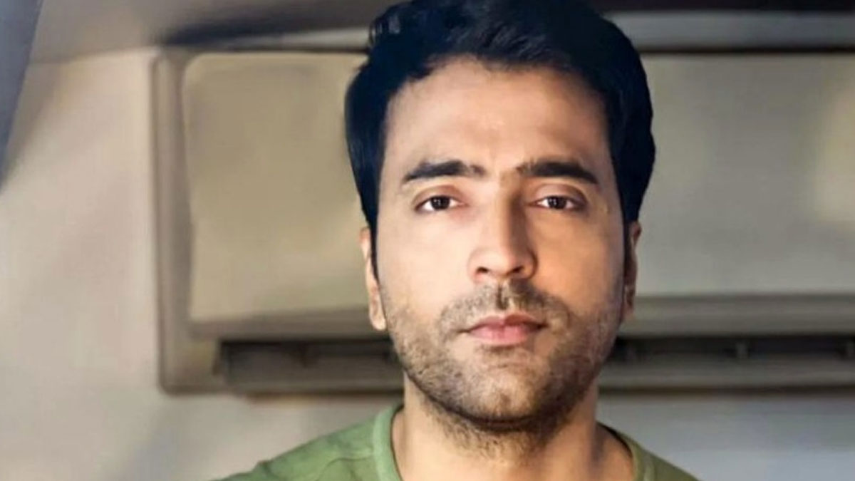 এবার নতুন এক গোয়েন্দার চরিত্রে আবীর