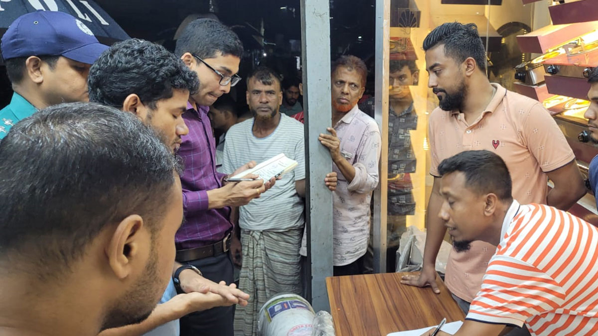 চট্টগ্রামে ১৬০০ টাকার এলপিজি সিলিন্ডার ৩ হাজারে বিক্রি