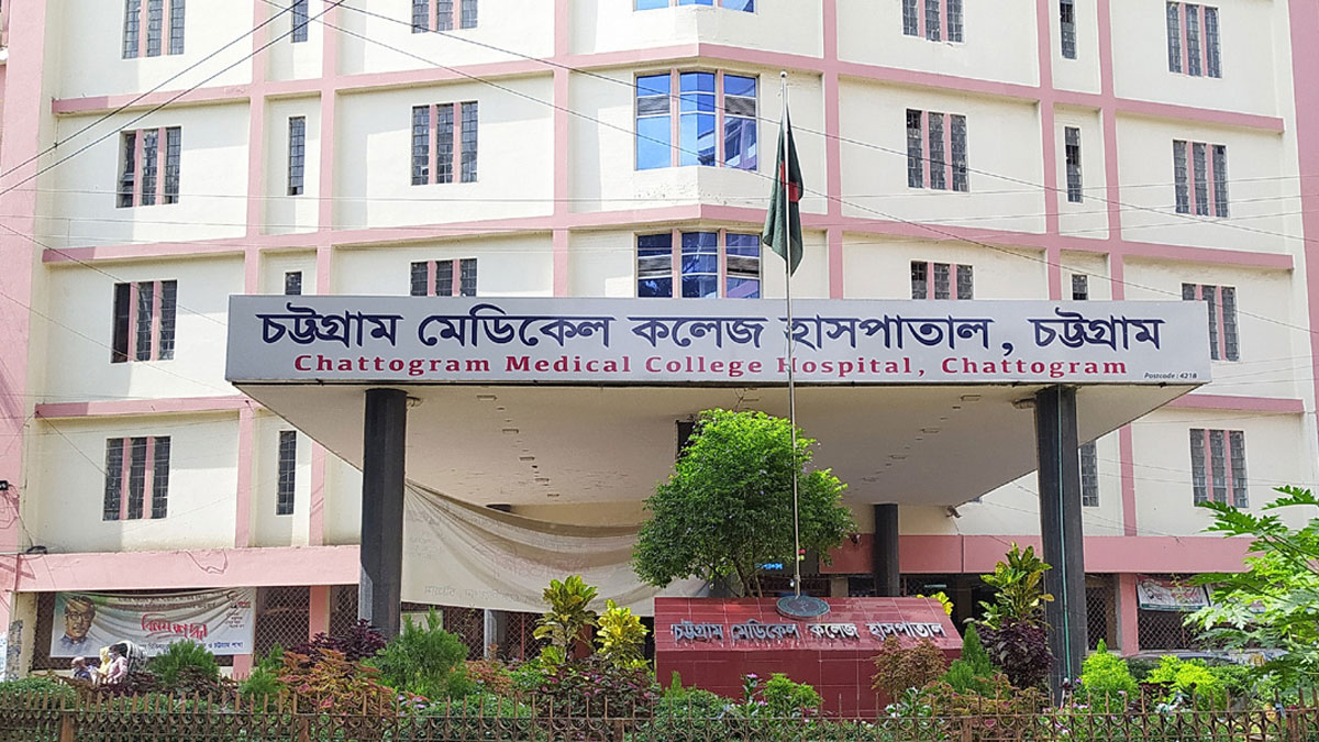 চট্টগ্রামে তুচ্ছ কারণে কেয়ারটেকারের ভাইকে হত্যা