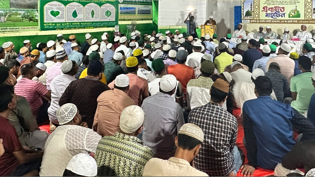 দুবাইয়ে মুনিরীয়া যুব তবলীগের মাহফিল অনুষ্ঠিত