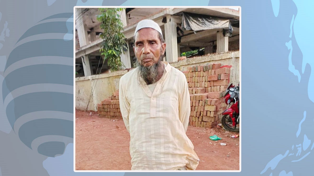 উপার্জনের একমাত্র সম্বল ভ্যান হারিয়ে কাঁদছেন হালিম মাতুব্বর