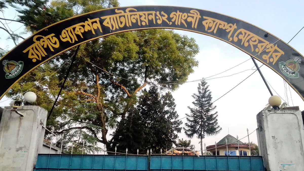 মেহেরপুরে মাদক ব্যবসায়ীদের হামলায় র্যাব সদস্য আহত