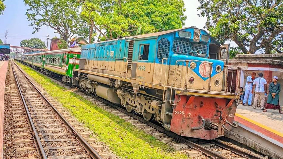 সিলেট-চট্টগ্রাম রুটের দুই ট্রেনের যাত্রা বাতিল