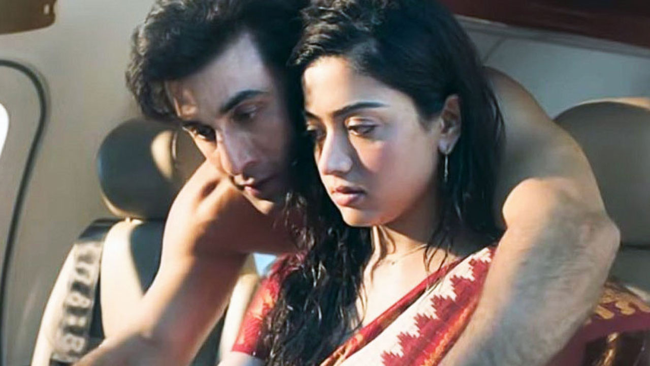 রাশমিকার কথা জড়াচ্ছে, সংলাপ শুনে হাসির রোল