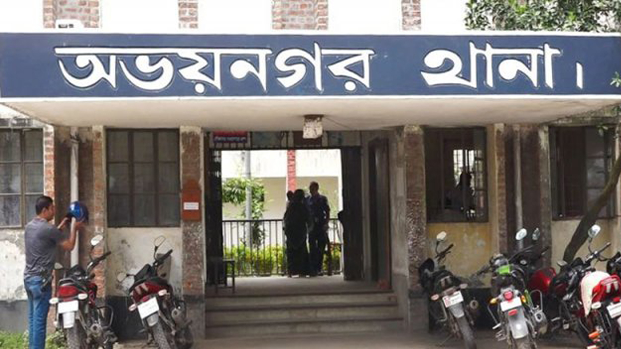 যশোরে ‘জিয়া বাহিনী’র প্রধান জিয়া বোমা হামলায় নিহত