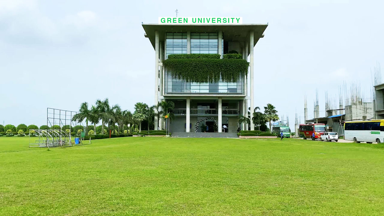 উজ্জ্বল ভবিষ্যতের স্বপ্ন বিবিএ-এমবিএ পড়ে