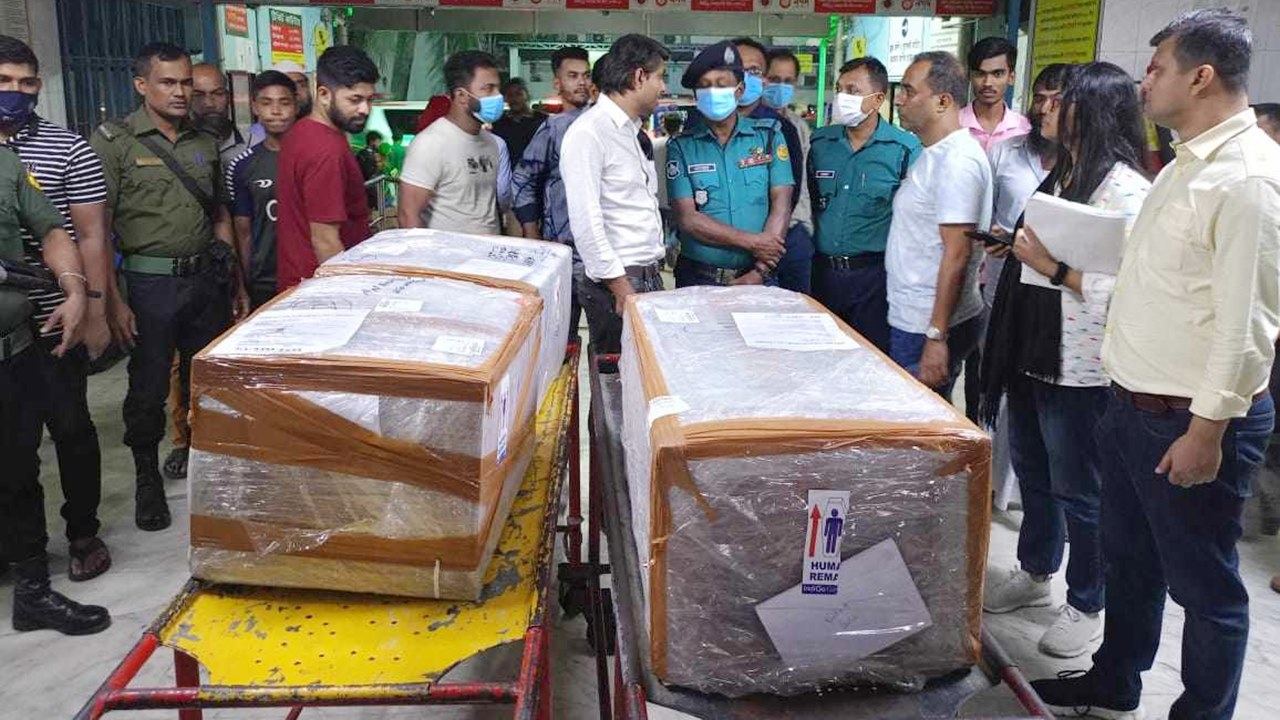 কাশ্মীরে নিহত তিন বাংলাদেশির মরদেহ ঢামেকে