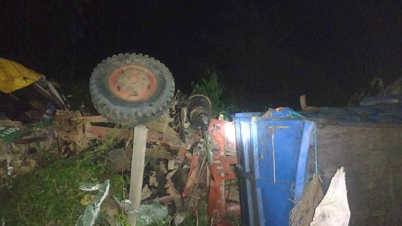 সাজেকে পিকআপ খাদে পড়ে চালক নিহত