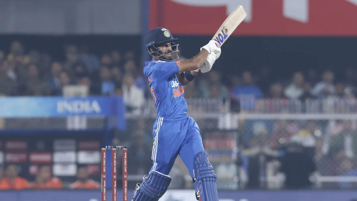 গায়কোয়াড়ের সেঞ্চুরিতে ভারতের রান-পাহাড়