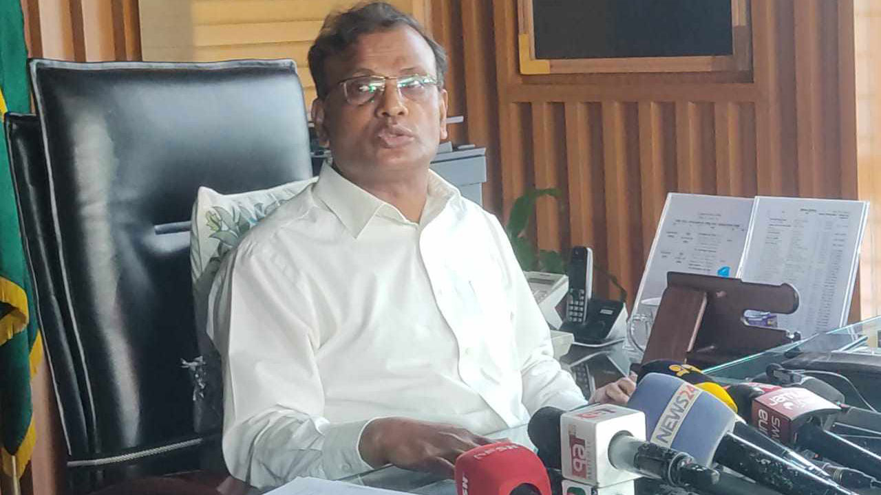 সুষ্ঠু ভোটের জন্য বড় দলগুলোকে সমঝোতার আহ্বান ইসির