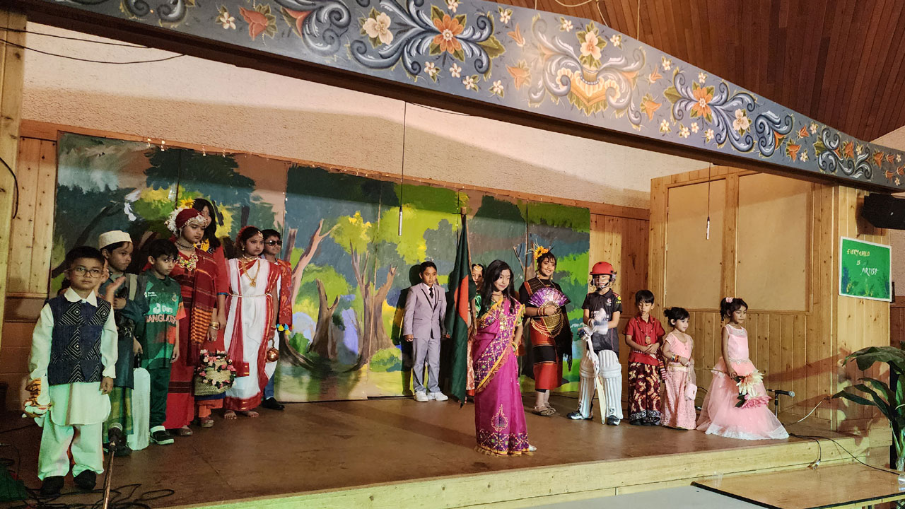 কানাডায় জেরিন’স আর্ট স্কুলের বার্ষিক পুরস্কার বিতরণী অনুষ্ঠান