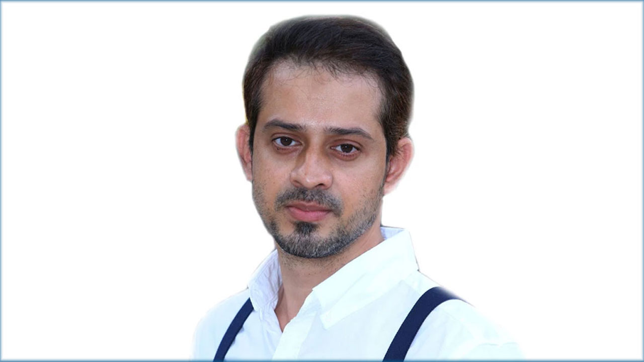 সাংবাদিক ইলিয়াসকে হাজির হতে পত্রিকায় বিজ্ঞপ্তির নির্দেশ