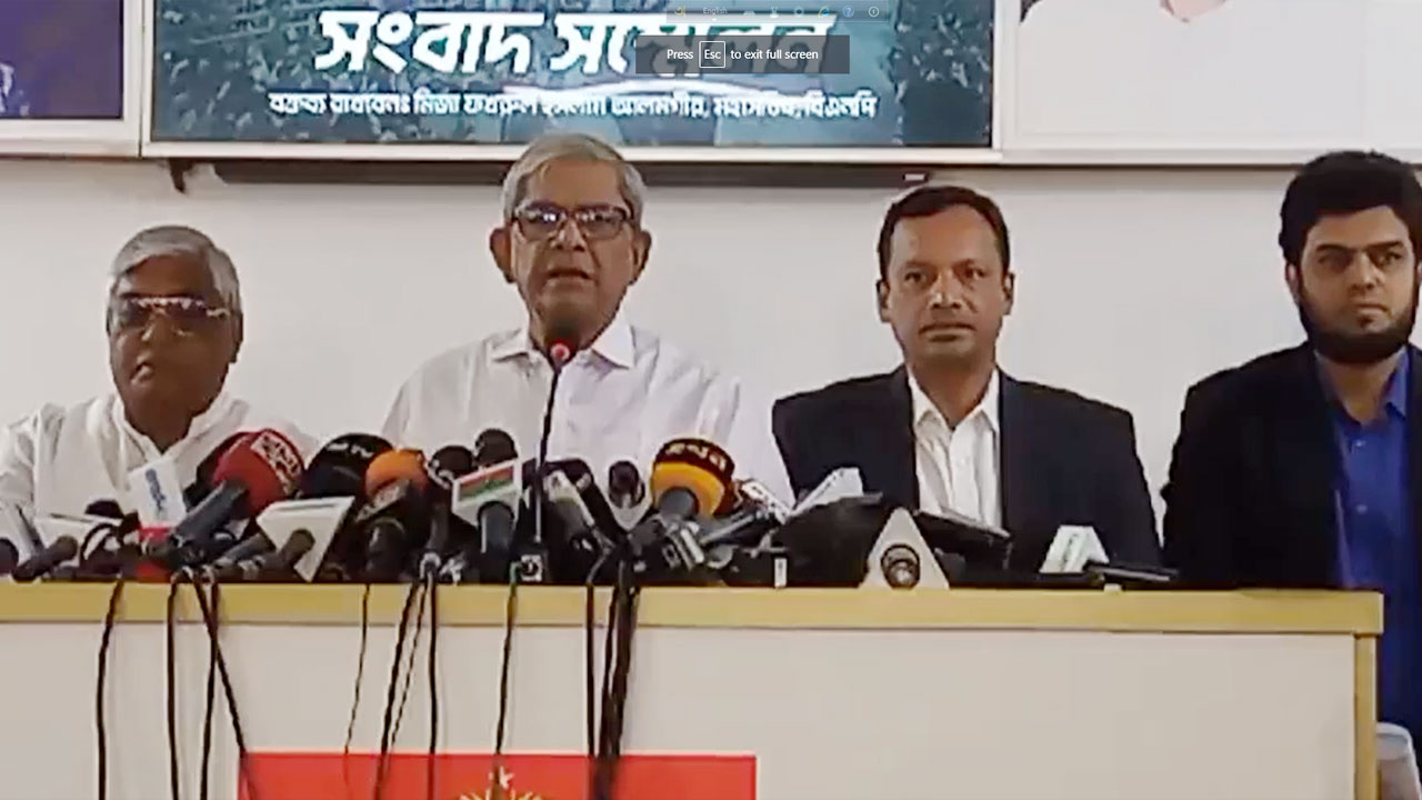 খালেদা জিয়ার অবস্থা বেশ উদ্বেগজনক : মির্জা ফখরুল 
