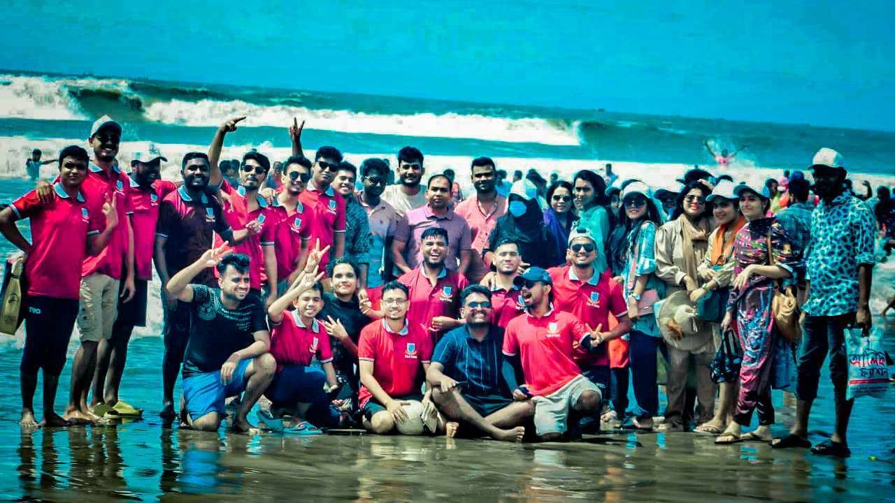 সেন্টমার্টিনে আটকা জবির ৪০ শিক্ষক-শিক্ষার্থী