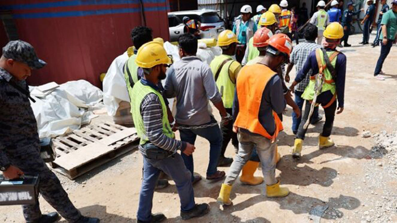 মালয়েশিয়ায় ৭৯ বাংলাদেশি আটক