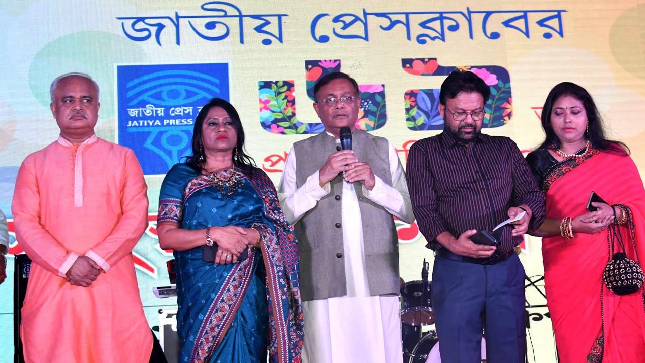 দেশকে মানবিক কল্যাণ রাষ্ট্র করতে চায় সরকার : তথ্যমন্ত্রী