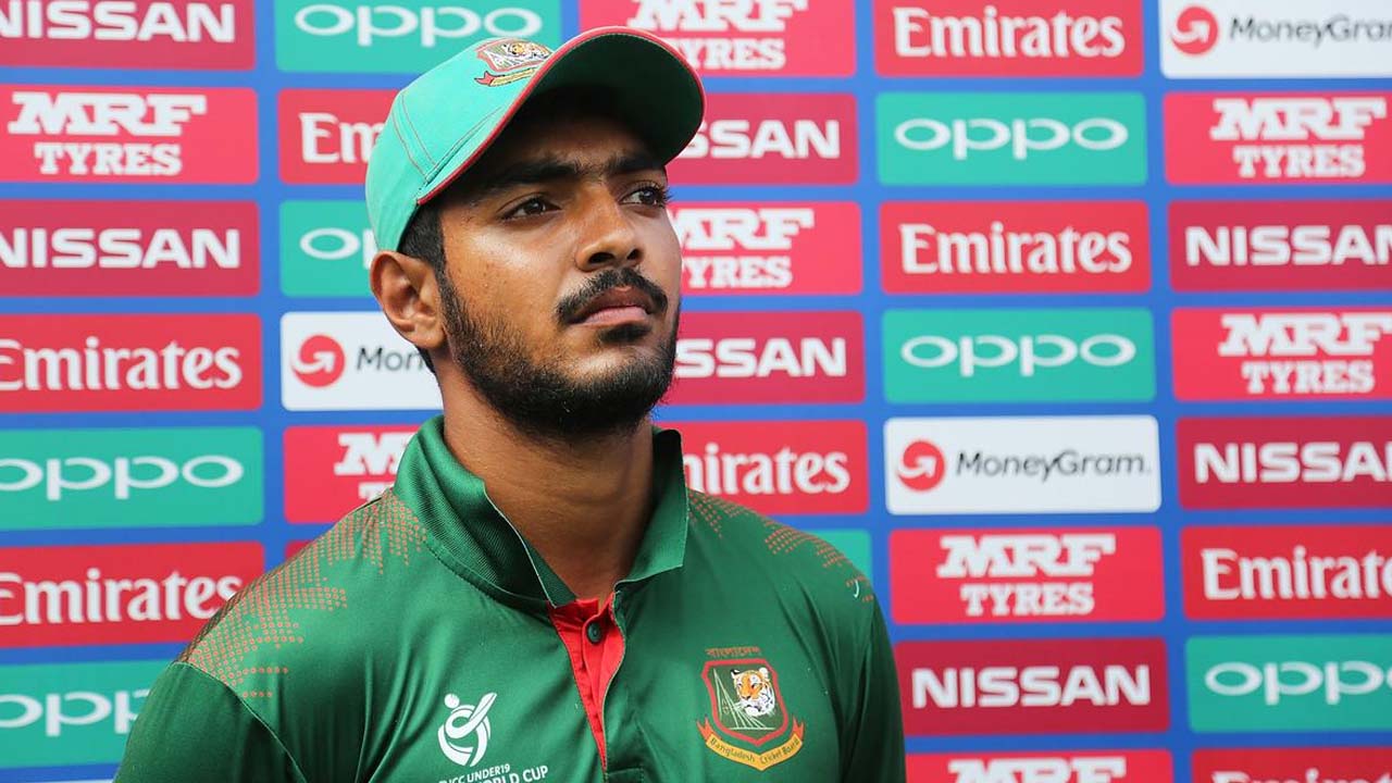 সাইফের ব্যাটে মান বাঁচল বাংলাদেশের