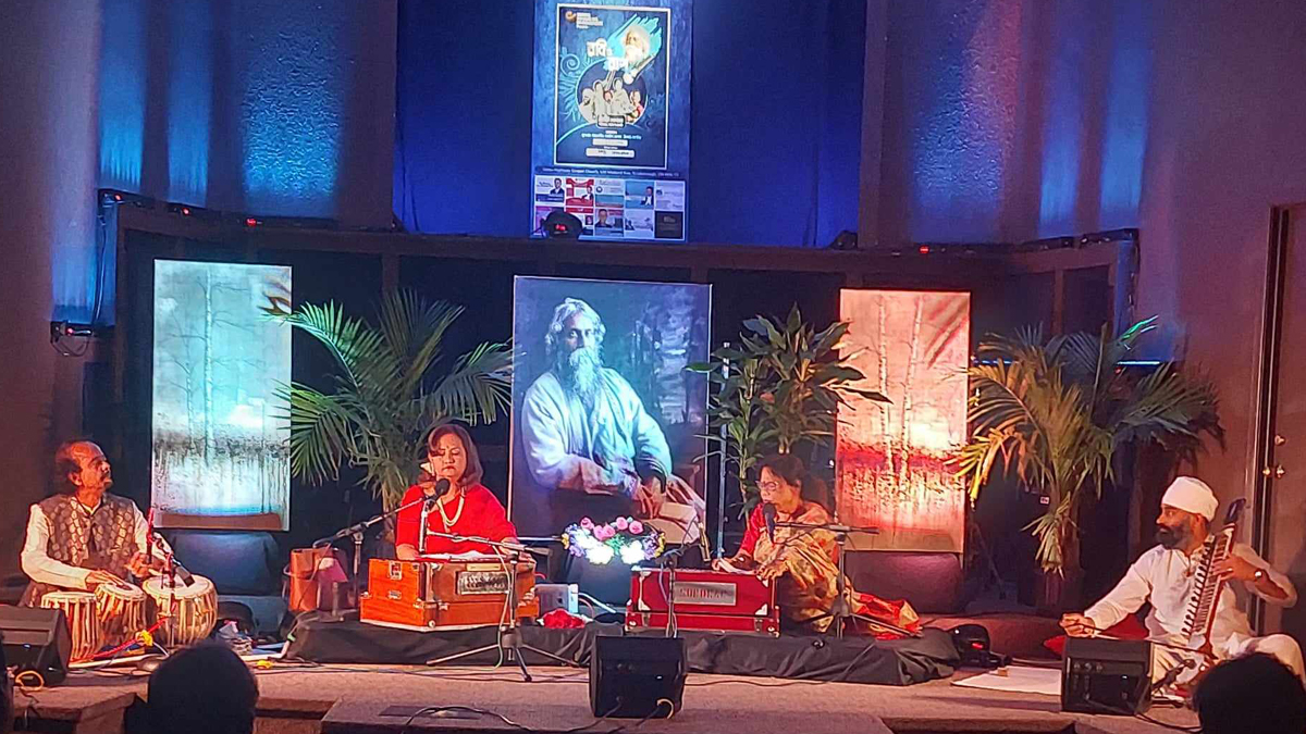 টরন্টোতে শিল্পী মমতা ও সুপ্রিয়ার সঙ্গীত সন্ধ্যা