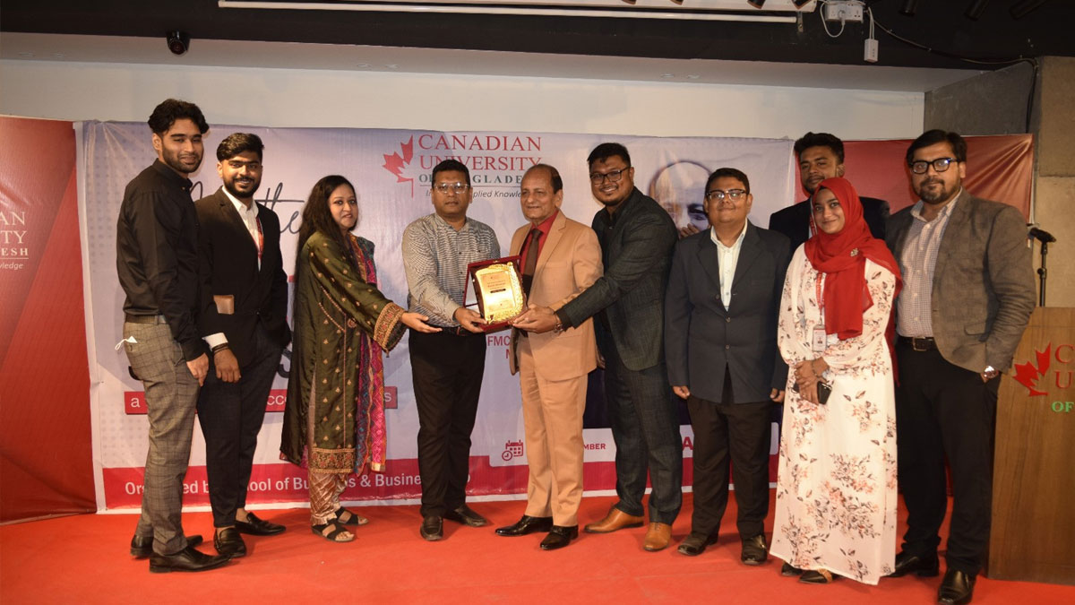 কানাডিয়ান ইউনিভার্সিটিতে ‘মার্কেটিং সুপারস্টার’ সৈয়দ আলমগীর
