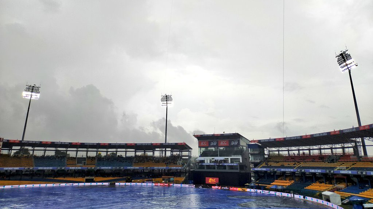 থামছেই না বৃষ্টি, পরিত্যক্ত হলে ফাইনালে যাবে কোন দল?