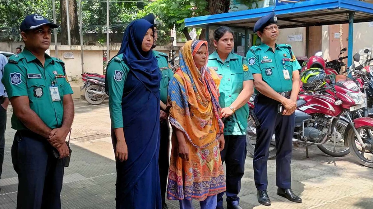 বাচ্চার খাবার খেয়ে ফেলায় কলাবাগানে গৃহকর্মী হত্যা