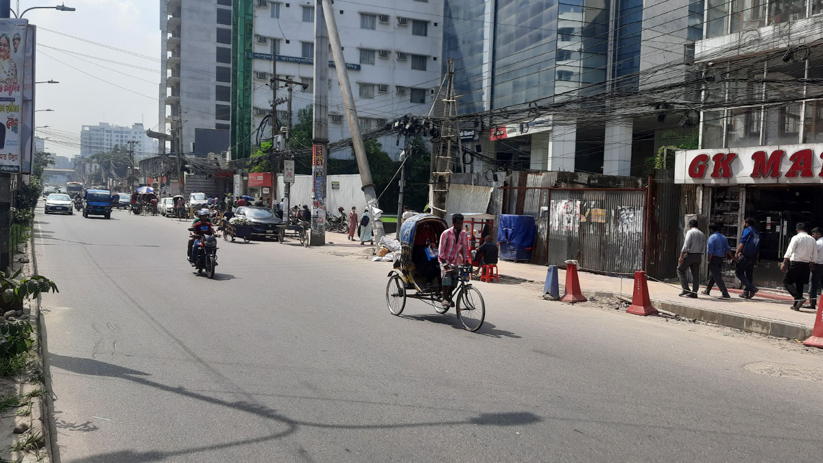 তিনদিনের ছুটিতে ফাঁকা রাজধানীর সড়ক
