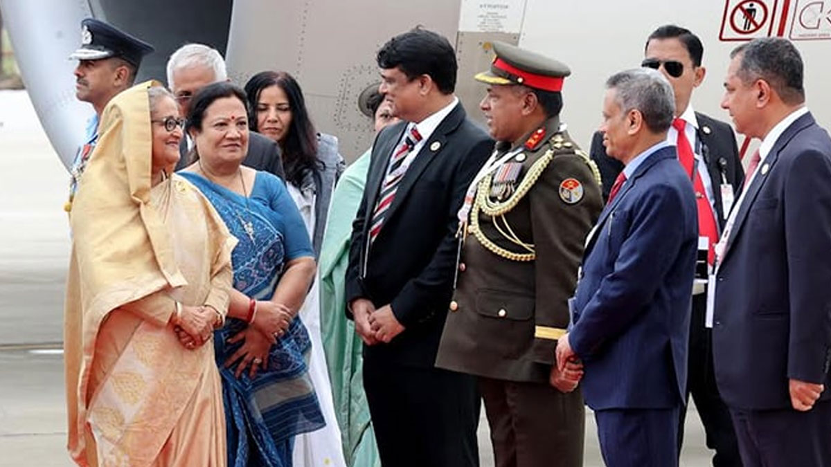 নয়াদিল্লি পৌঁছেছেন শেখ হাসিনা 