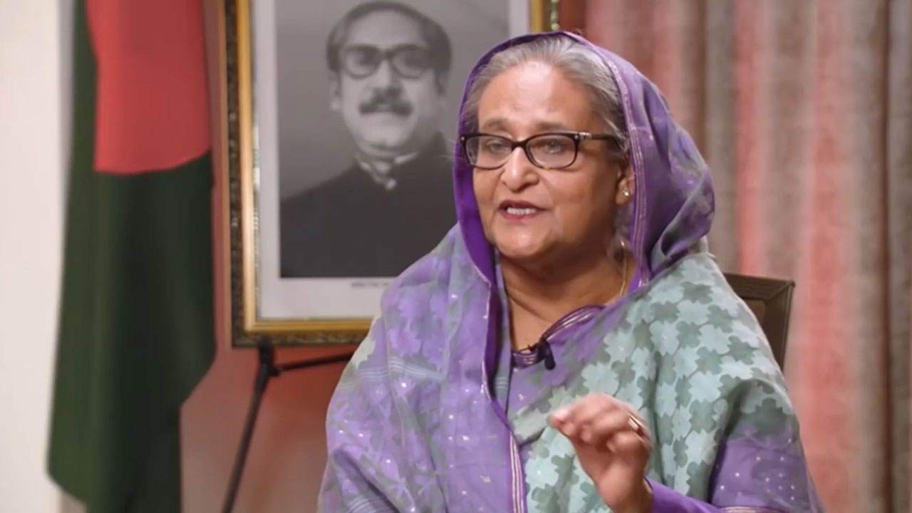 চিকিৎসার জন্য খালেদা জিয়াকে বিদেশে যেতে হলে আগে জেলে যেতে হবে