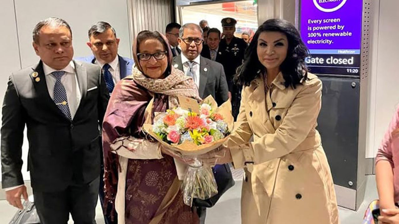 ওয়াশিংটন ডিসি থেকে লন্ডনে পৌঁছেছেন প্রধানমন্ত্রী