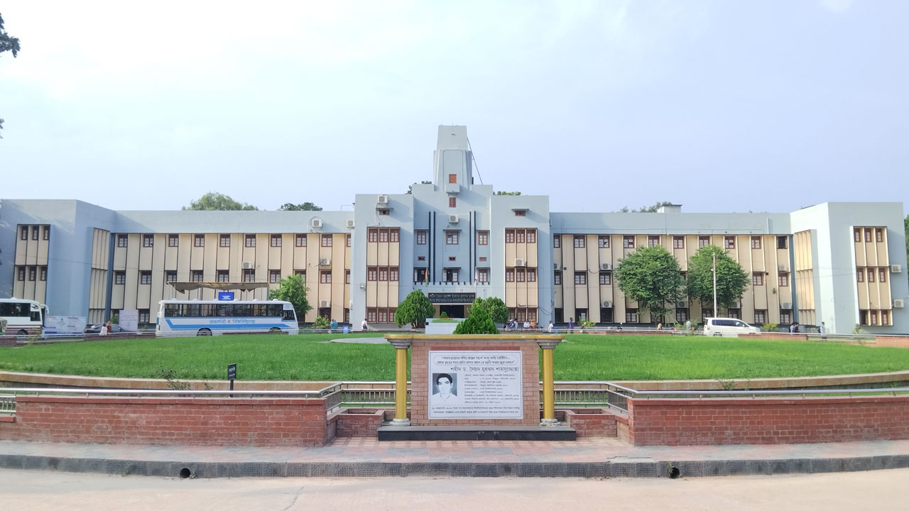 প্রথমবারের মতো টাইমস হায়ার এডুকেশনের র্যাঙ্কিংয়ে স্থান পেল রাবি