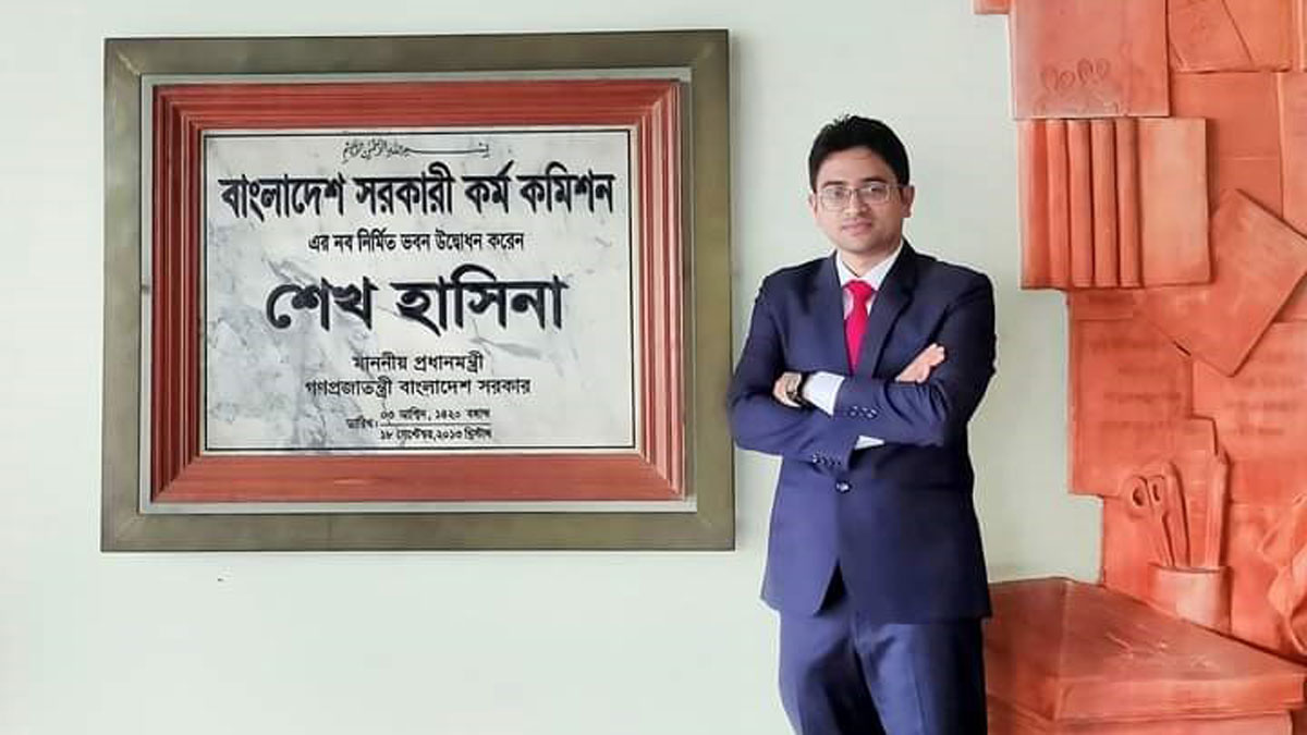 ব্যর্থতা দিয়েই বিসিএসের যাত্রা শুরু হয়েছিল