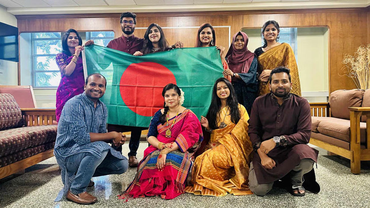 যুক্তরাষ্ট্রে দেশীয় সংস্কৃতি তুলে ধরল বাংলাদেশি শিক্ষার্থীরা