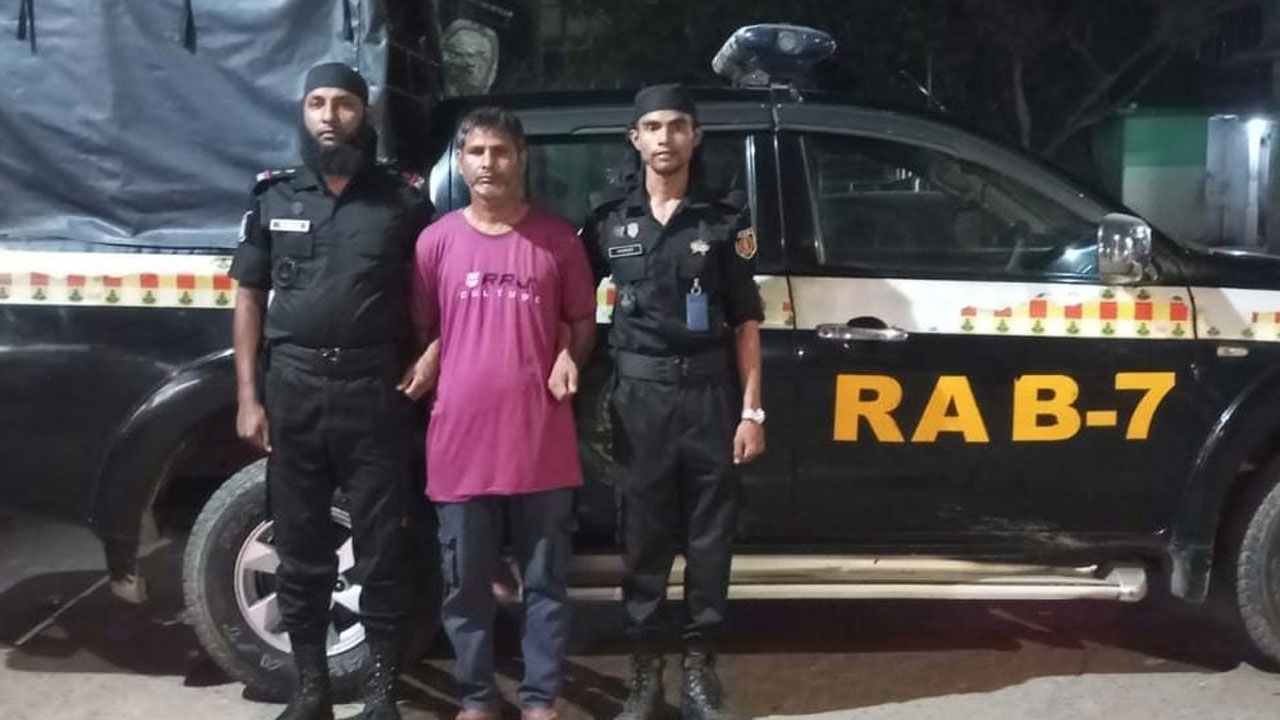 চট্টগ্রাম মেডিকেলে ধর্ষণ : যাবজ্জীবন দণ্ডপ্রাপ্ত আসামি গ্রেপ্তার