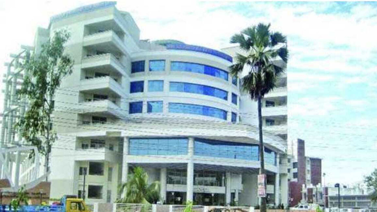 ভাড়া নিয়ে বিতণ্ডা, যাত্রীদের পিটুনিতে চালক-হেলপারের মৃত্যু