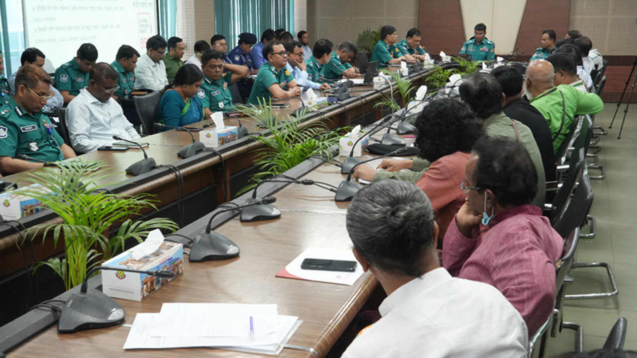 সিসি ক্যামেরায় নজরদারি, সন্দেহভাজন দেখলেই চিহ্নিত করে ব্যবস্থা