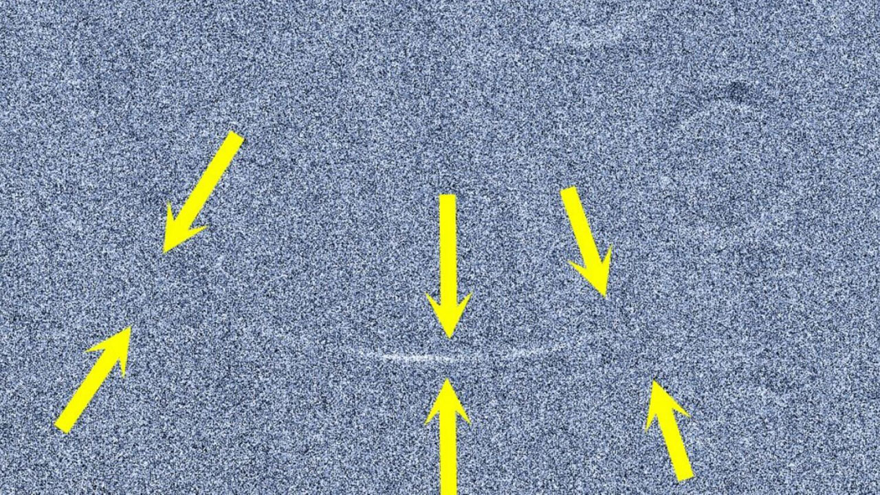 আমিরাতে দিনের বেলা দেখা গেছে ঈদের চাঁদ