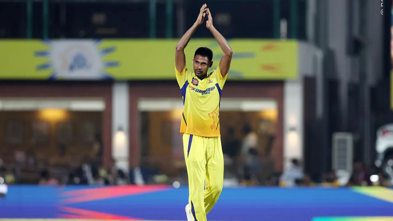 মুস্তাফিজের চূড়ায় ওঠার দিনে জয়ে ফিরল চেন্নাই