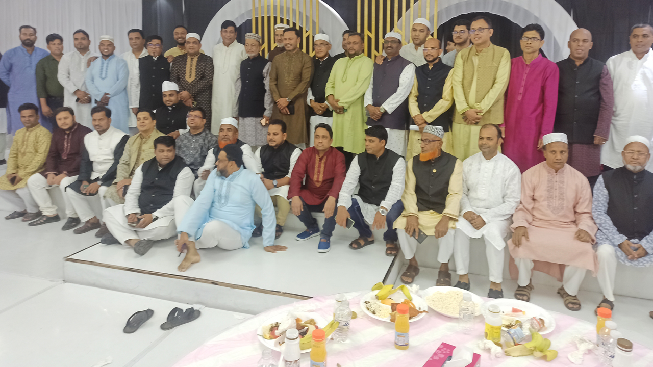 ওমানে আওয়ামী লীগের দোয়া ও ইফতার মাহফিল