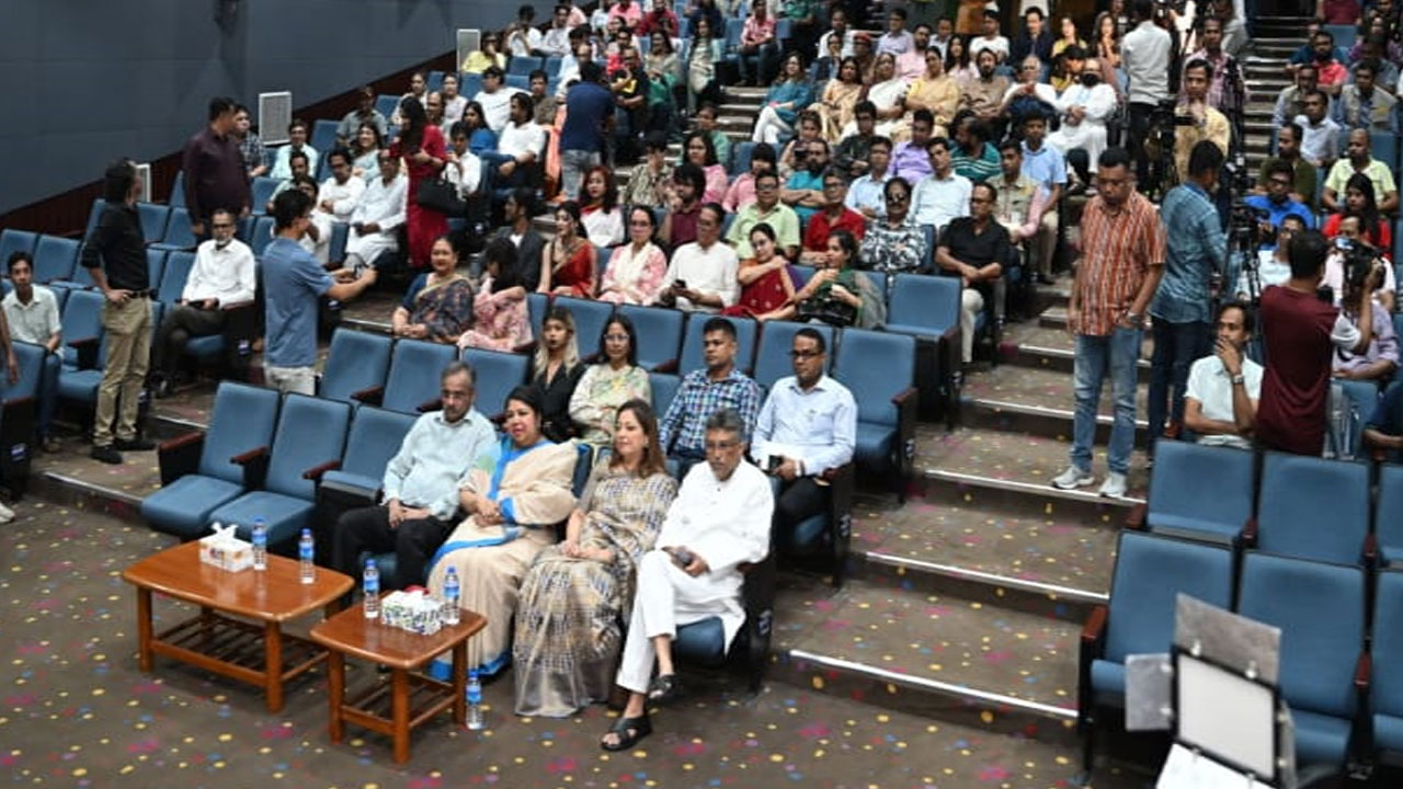 ‘শ্যামা কাব্য’ সিনেমার মহরত অনুষ্ঠান উপভোগ করলেন স্পিকার