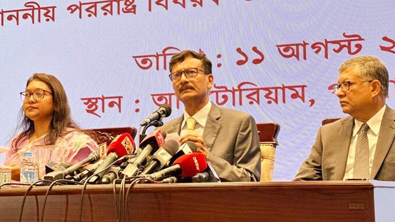দিল্লির সঙ্গে ‘দূরত্ব’ দূর করার চেষ্টা করবে অন্তর্বর্তী সরকার
