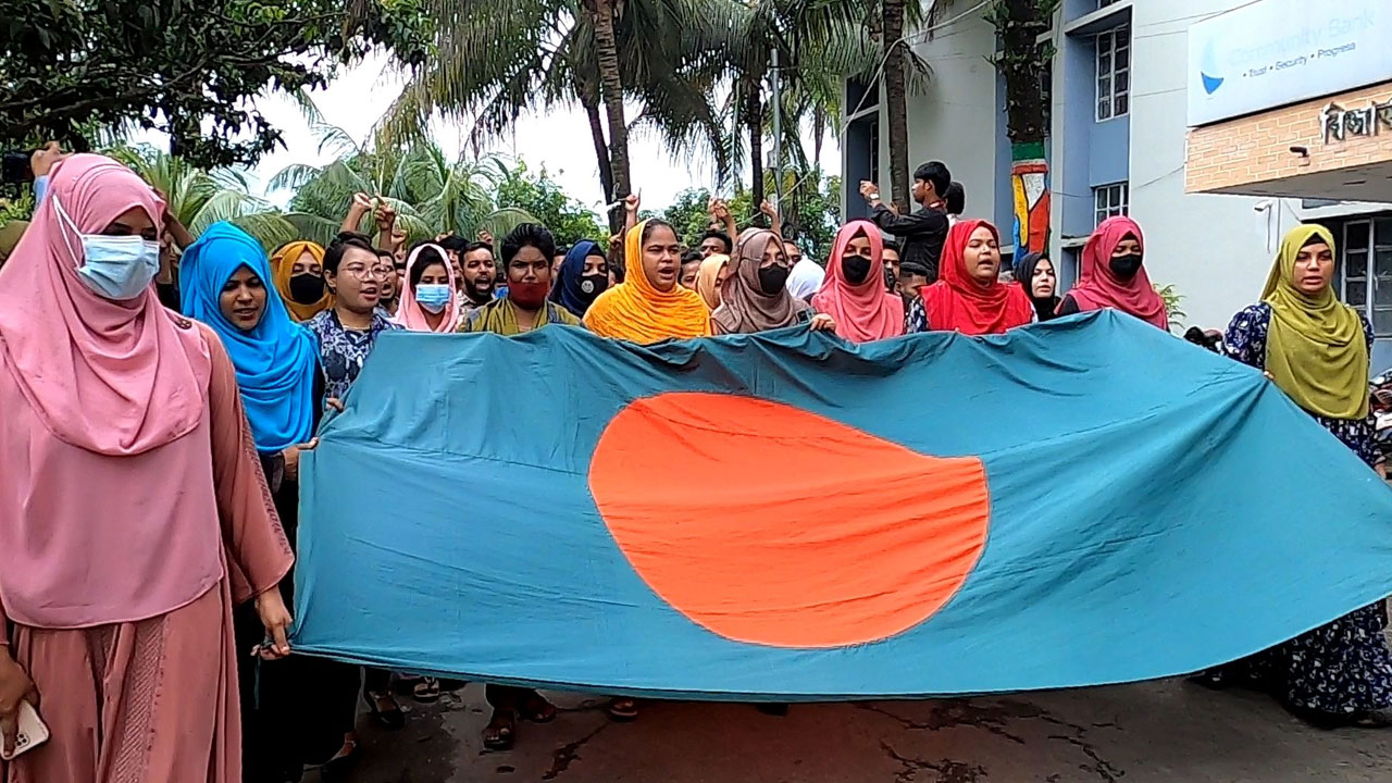 দাবি না মানলে কাজে যোগ দেবেন না নেত্রকোণার পুলিশ সদস্যরা