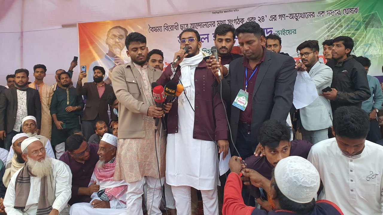 ভারত শেখ হাসিনাকে মসনদে বসিয়ে বাংলাদেশকে ধ্বংস করেছে