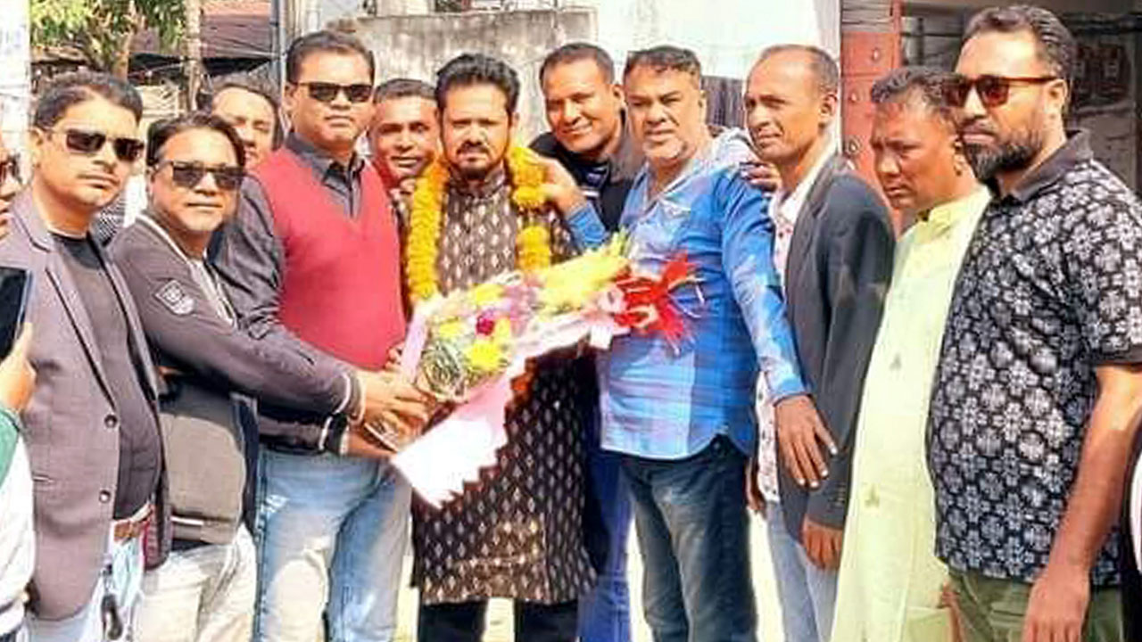 খুলনা জেলা বিএনপির আহ্বায়ক আমীর এজাজ খান কারামুক্ত