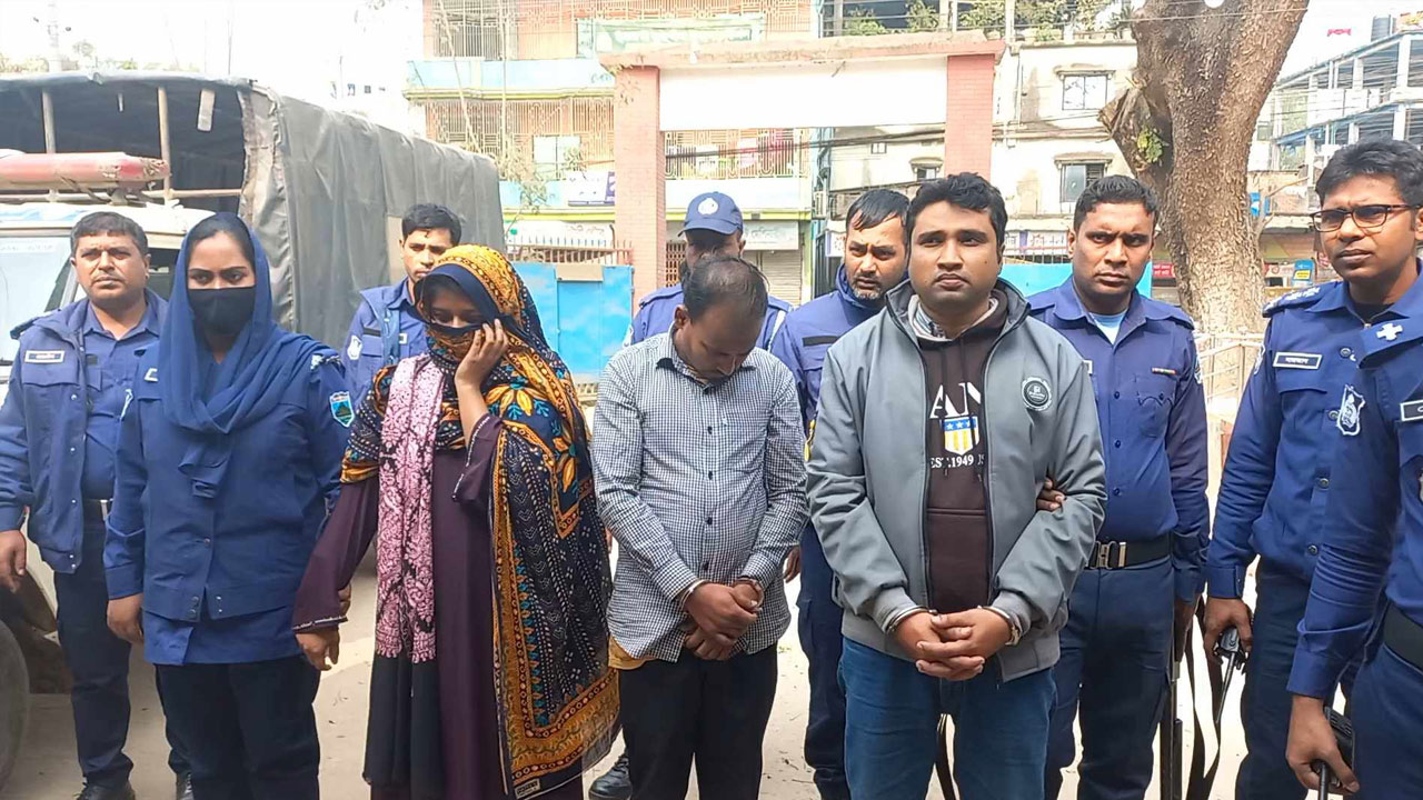 প্রাথমিকের শিক্ষক নিয়োগ পরীক্ষায় জালিয়াতির অভিযোগে আটক ৩