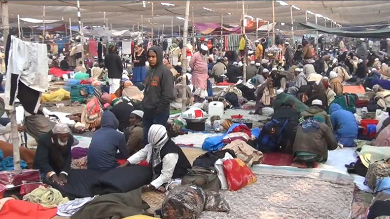 তিল ধারণের ঠাঁই নেই ইজতেমা ময়দানের আশপাশে