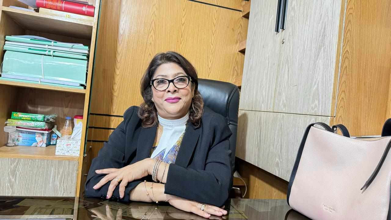 প্রথম নারী সম্পাদক হওয়ার লড়াইয়ে অ্যাডভোকেট যুথি