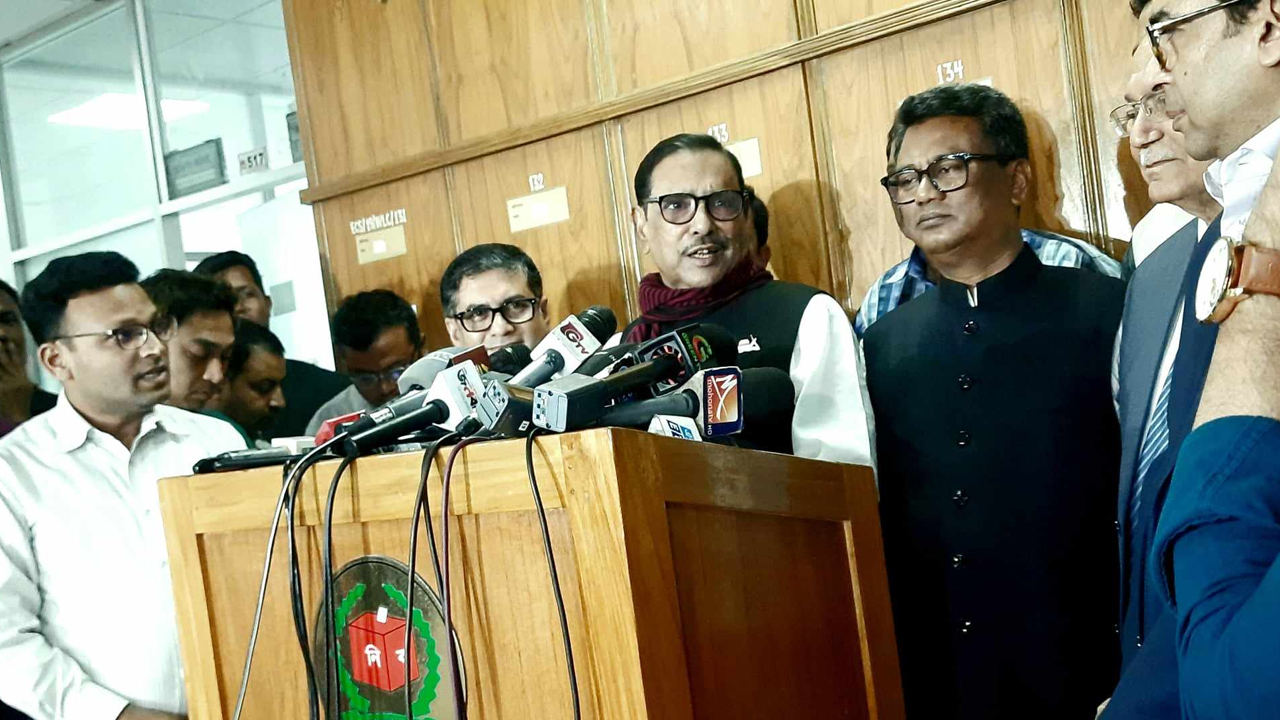 বিএনপিকে নিষিদ্ধ করার কোনো চিন্তা নেই : কাদের